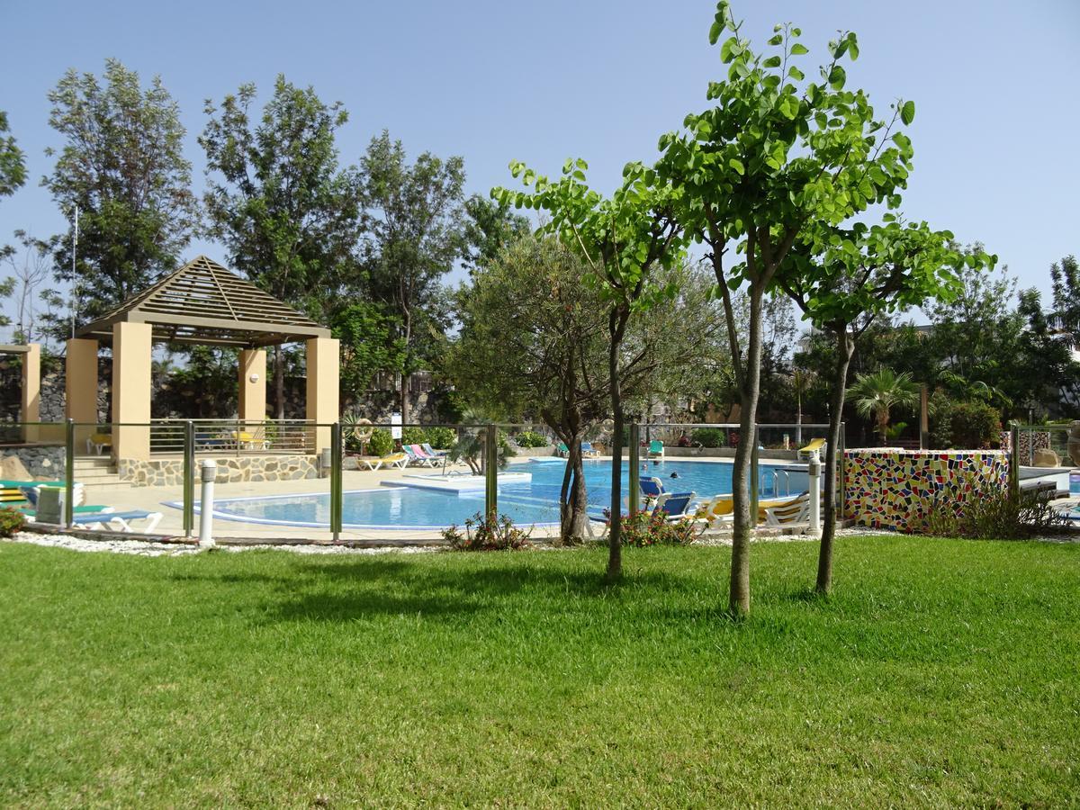 Oasis La Caleta *